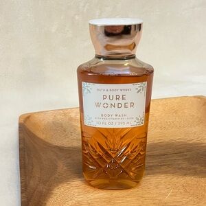 Bath & Body Works Pure Wonder Body Wash - Amber 10fl oz